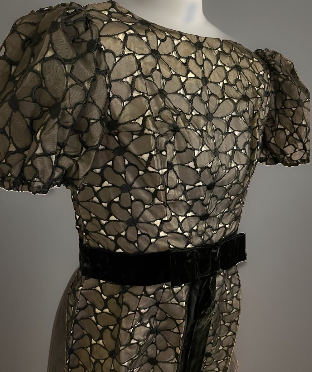 Vintage 1950s-60s Black and White Floral Eyelet Embroidered Dress Velvet Bow